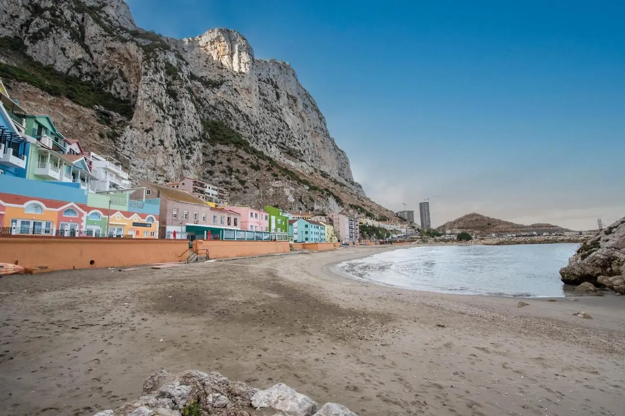 Beachfront Maisonette Gibraltar 0*,  Gibraltar