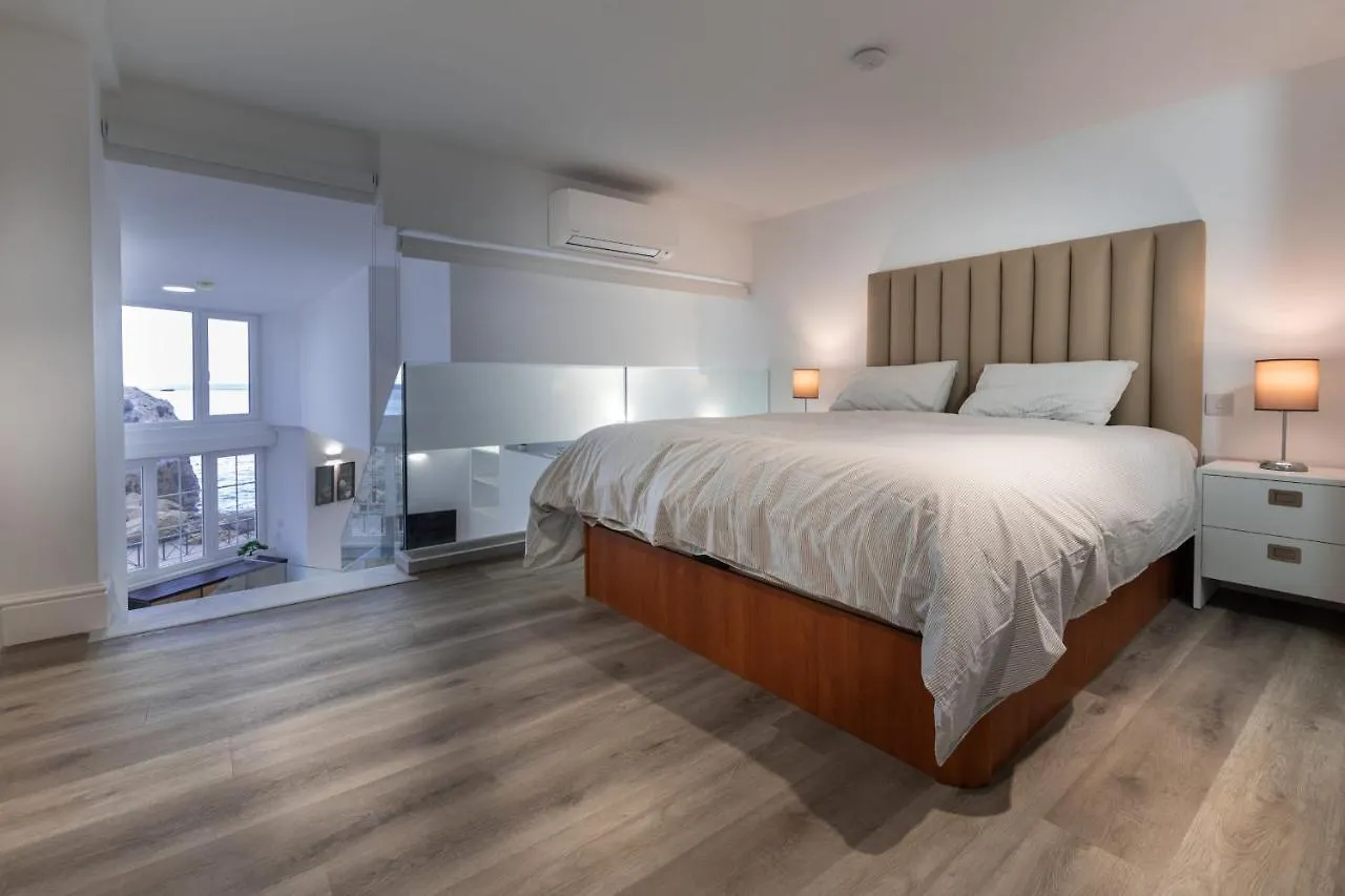 Apartment Beachfront Maisonette Gibraltar