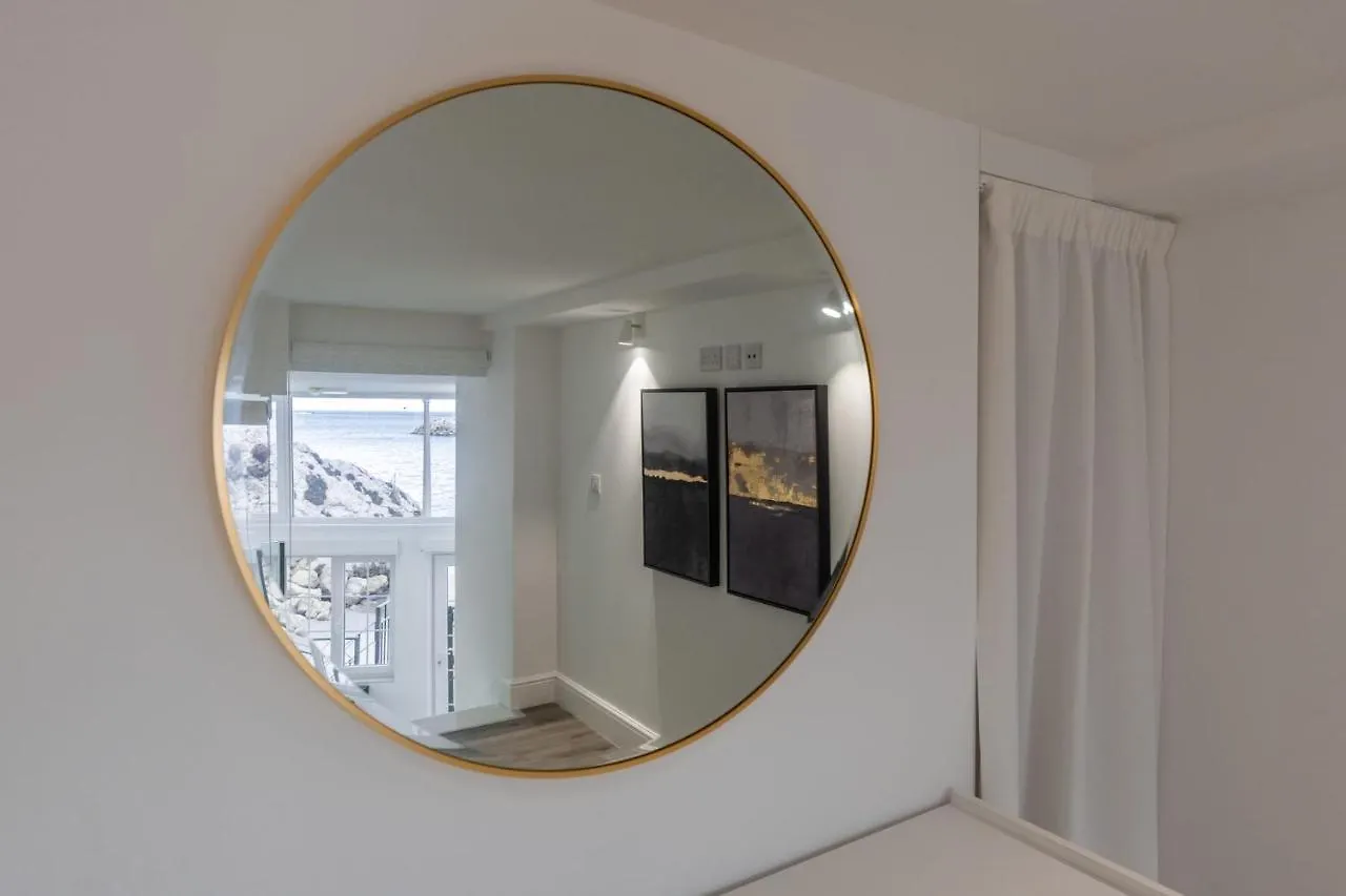 Beachfront Maisonette Gibraltar Apartment